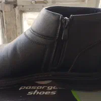 کفش نیم بوت چرم|کیف، کفش، کمربند|قروه, |دیوار