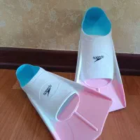 فین شنا اسپیدو