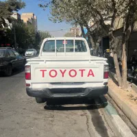 تویوتا هایلوکس تایگر