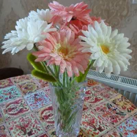 گل و گلدان