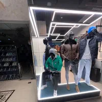 برقکار / برق کاری / لاین نوری / نور خطی / اتصالی