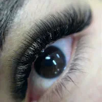 اکستنشن مژه از 650 تومن خدمات لیفت مژه و ابرو