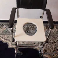 ویلچر حمل بیمار مخصوص حمام و دستشویی