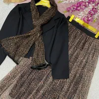 لباس زنانه ست کراپ و دامن و شال پلنگی شیکان کده|لباس|مشهد, امامیه (شهرک غرب)|دیوار