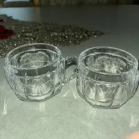 تعدادی استکان در چند طرح