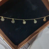 دستبند مینیمال سبک وزن با فاکتور