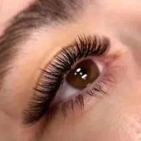 آموزش  و اکستنشن مژه و لیفت و لمینت مژه و ابرو