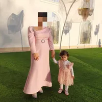 لباس عروسی|لباس|رشت, استقامت 1|دیوار