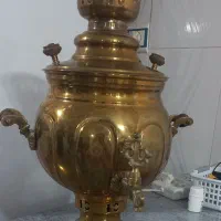 یک  عدد سماور زغالی برنز