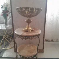 میز با میوه خوری برنز