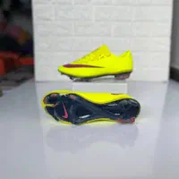 کفش فوتبال Nike مرکوریال ویپور سایز 40 تا 45 فسفری|کیف، کفش، کمربند|تهران, ابوذر|دیوار