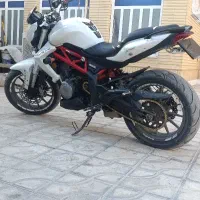 بنلی ۳۰۰ جفت سیلندر مدل ۹۶