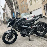 موتور ان اس 200