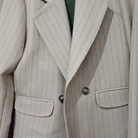 تعدادی لباس درحدنو