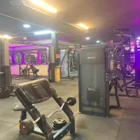 نظافتچی باشگاه بدنسازی آقایان