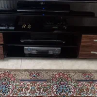 میز تلویزیون در حد نو