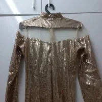 لباس مجلسی|لباس|مشهد, کوشش|دیوار