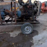 موتور آب پرکنز ۴ انگلیسی  با شاسی محکم|ماشین‌آلات صنعتی|دورود, |دیوار