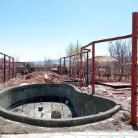 اجرای جوشکاری اسکلت شیروانی آلاچیق راویز فلاشینگ