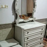 تخت چوبی همراه بادراوروپاتختی ها