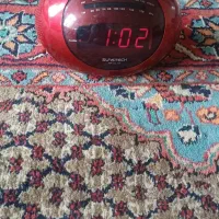 ساعت رادیو دار