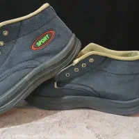 کوهستان|کیف، کفش، کمربند|قم, باغ کرباسی|دیوار