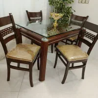 میز غذاخوری۴نفره شیک((درحدنو))