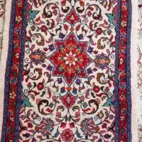 قالیچه تازه بافت|فرش|قم, چهل درخت‎|دیوار