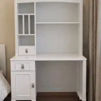 میز تحریر و کتابخانه مدل جاسمین از برند آپادانا