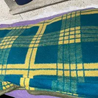 تعدادی تشک و پتو|رختخواب، بالش، پتو|شیراز, ده پیاله|دیوار