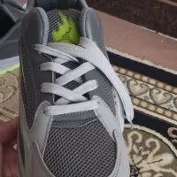 کفش اسپرت مخصوص پیاده روی فوتبال