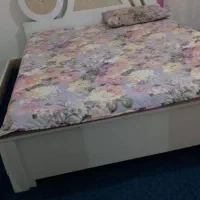 ساعت وتخت کامل