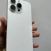 اپل iPhone 16 Pro Max با حافظهٔ ۲۵۶ گیگابایت