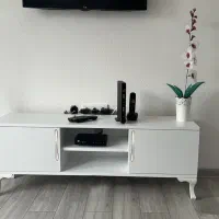 میزتلویزیون، میزتلفن، لوستر، همگی ۵۵۰۰