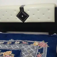 تخت دونفره