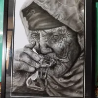 طراحی سیاهقلم پیرزن
