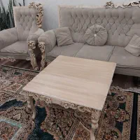 مبل۹نفره همراه میزعسلی با۲میزبان