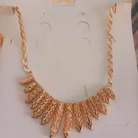 گردنبند|بدلیجات|کاشمر, |دیوار