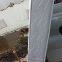 توشک سالم تمیز|تشک تختخواب|مهاجران, |دیوار