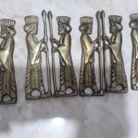 مجسمه برنزی داریوش