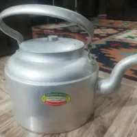 کتری بزرگ نو معاوضه با فلاکس نو|قوری، کتری، قهوه‌ساز دستی|مشهد, ایوان|دیوار