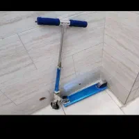 دوچرخه و اسکوتر|دوچرخه، اسکیت، اسکوتر|اندیشه, اندیشه فاز ۲|دیوار