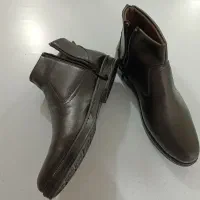 کفش|کیف، کفش، کمربند|صدرا-فارس, فاز ۱|دیوار