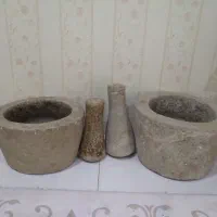 دوعدد هاون سنگی قدیمی