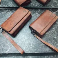 کیف مدارک چرم قهوه ای گمشده (مژدگانی داده میشود)