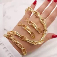 بدلیجات طلا روسی رنگ ثابت وکلی آنگشترو چیزهای دیگه