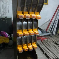 استند حبوبات و شکلات