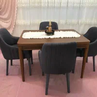 میزناهار خوری