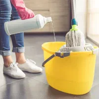 تمیز کردن منزل با وسایل