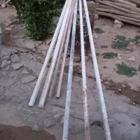 دوتا بشکه وشمشه اهنی والومینیومی